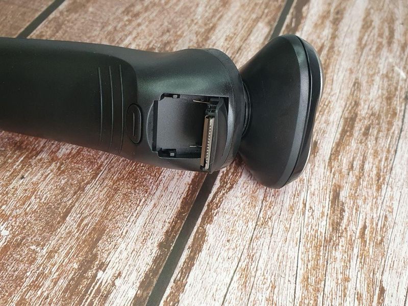 Водонепроникна електробритва PROmozer MZ-1153 e016 фото