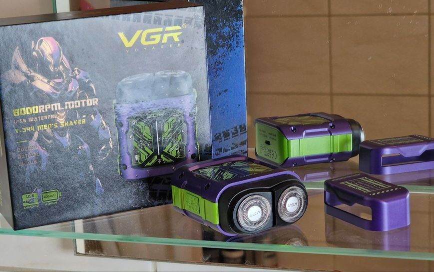 Портативна водонепроникна чоловіча електробритва VGR V-344 на 8000об "Cyberpunk" e505 фото