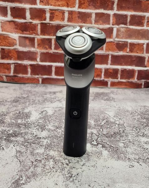 Чоловіча водонепроникна електробритва 2в1 Philips Norelco Shaver x5000 (X5004/84) е191 фото